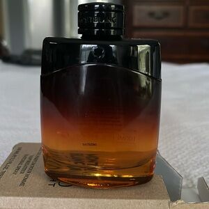 This is a brand new Mont Blanc legend night tester never sprayed